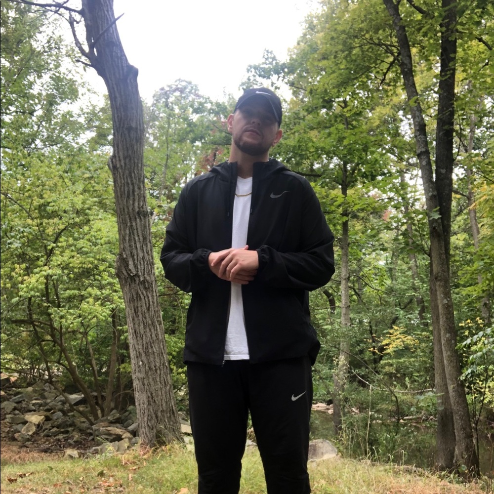 Meet your Posher, Clay